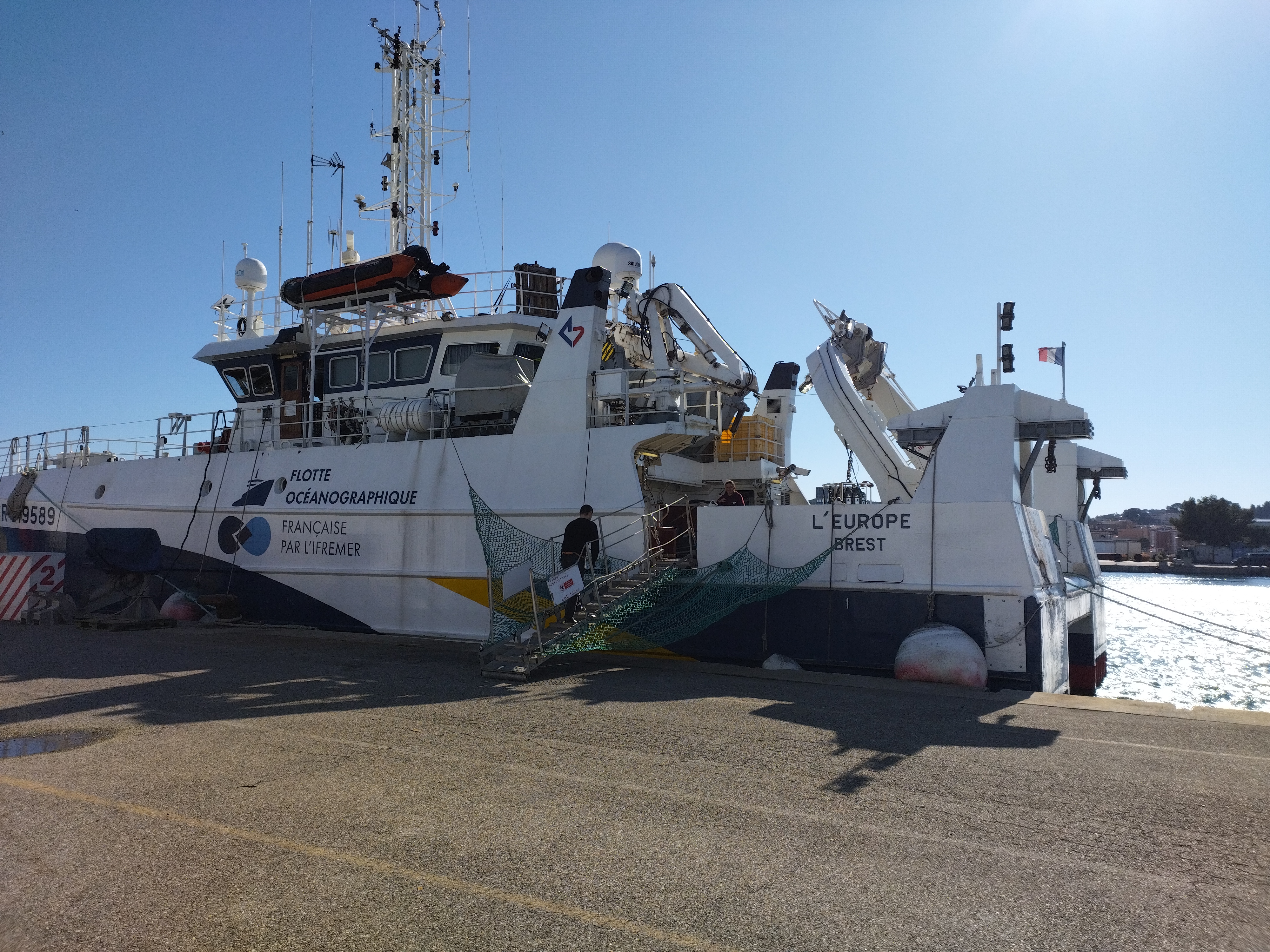 Navire océanographique, l'Europe - (c) Shom 