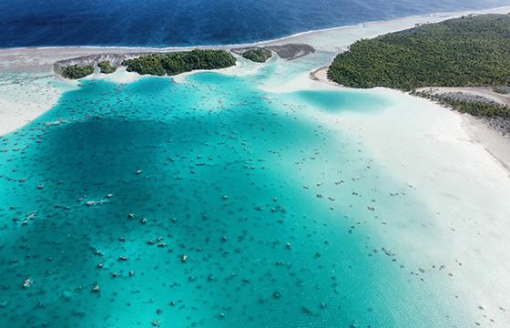 Atoll polynésien de Rangiroa, au Nord-Est de Tahiti 